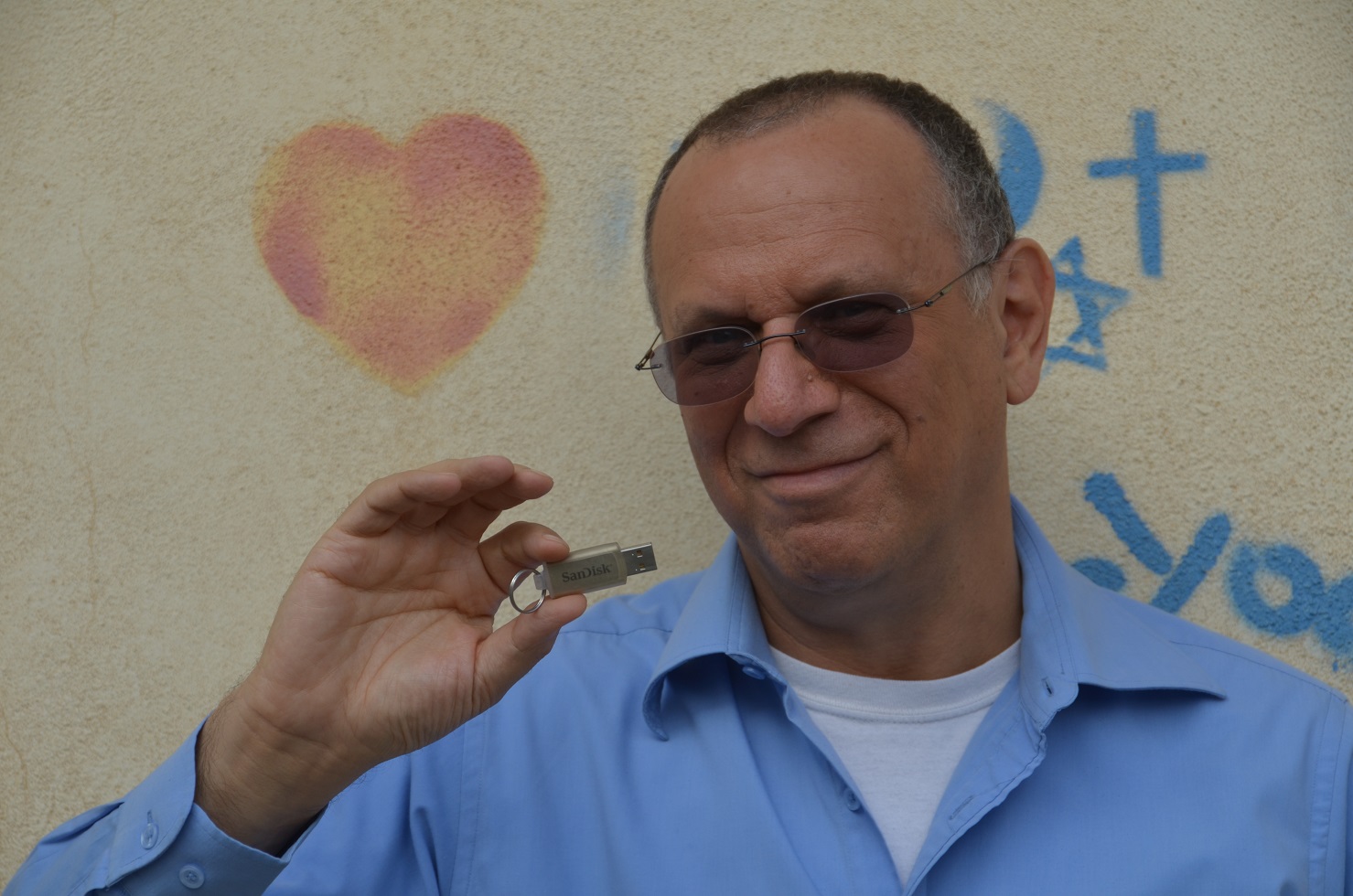 Dov Moran, The inventor of the USB / Flashdrive. Humans of Tel Aviv